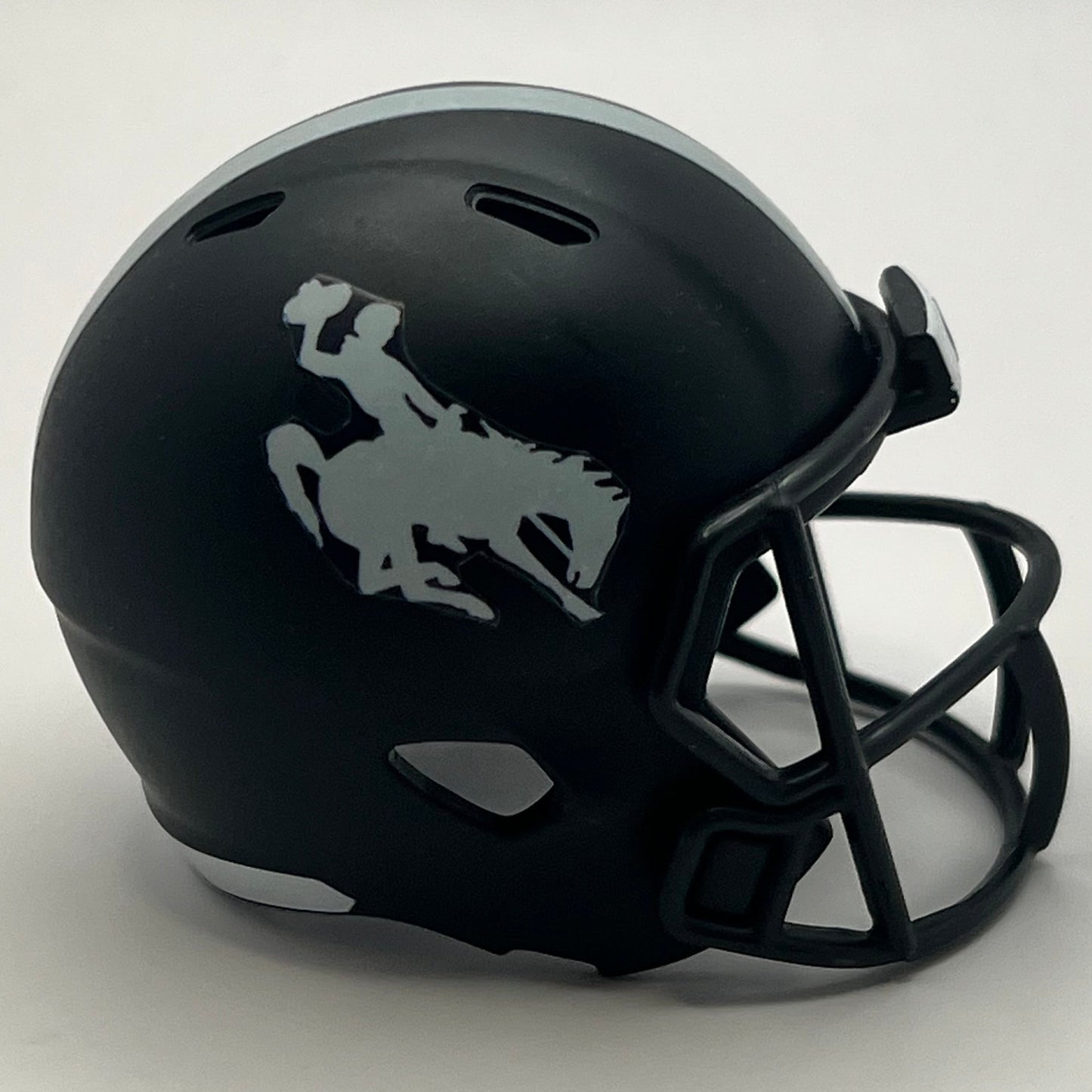 Custom Wyoming Cowboys Pocket Pro Helmet Black Mountain West